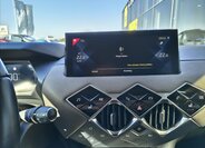 DS Automobiles DS3 Crossback Hatchback 1,2 l 114 kw