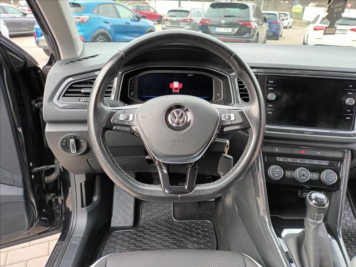 Volkswagen T-Roc SUV / Terénní 1,5 l 110 kw