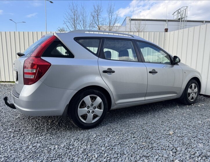 KIA Ceed Kombi 1,4 l 80 kw