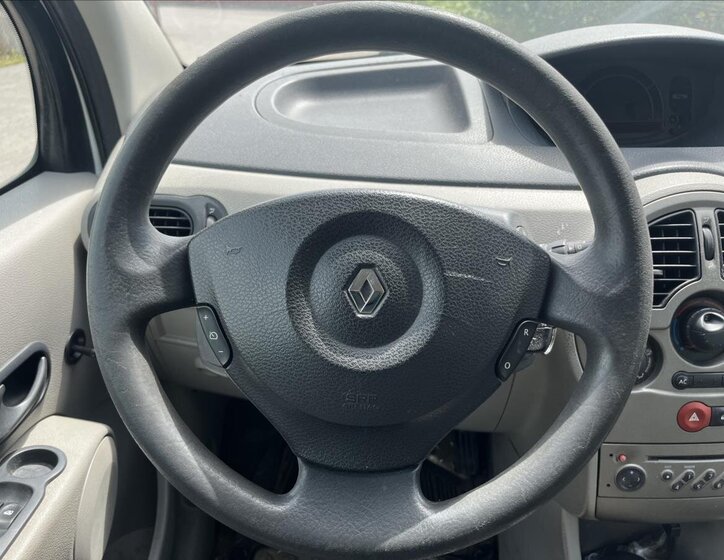 Renault Modus Hatchback 1,4 l 72 kw