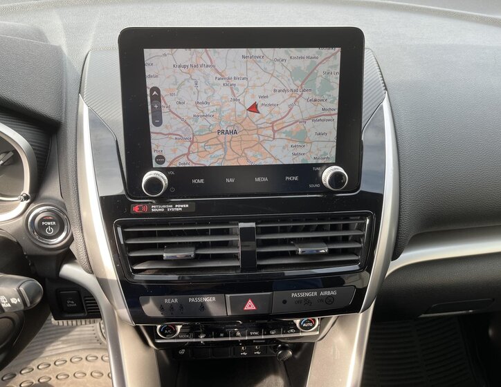 Mitsubishi Eclipse Cross SUV / Terénní 2,4 l 72 kw