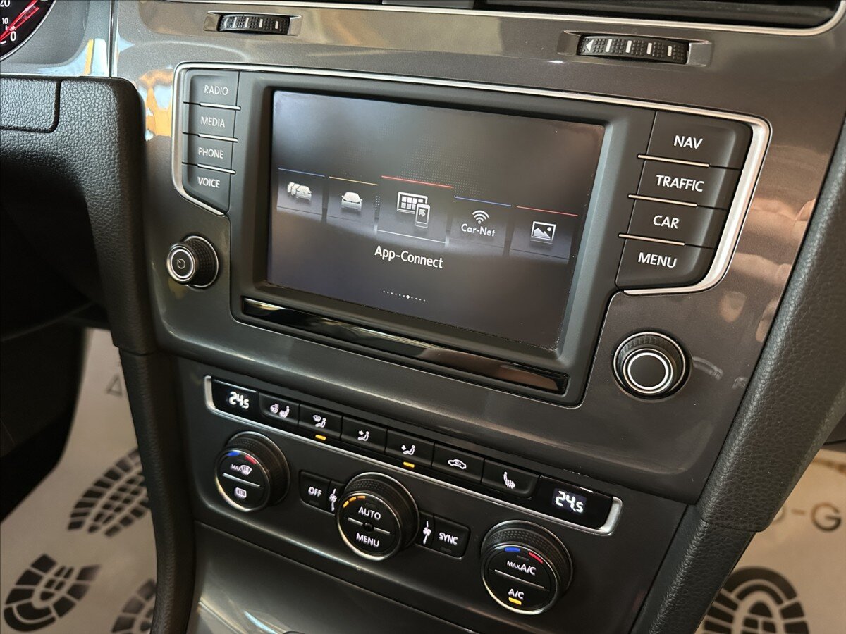 Volkswagen Golf Kombi 2,0 l 135 kw