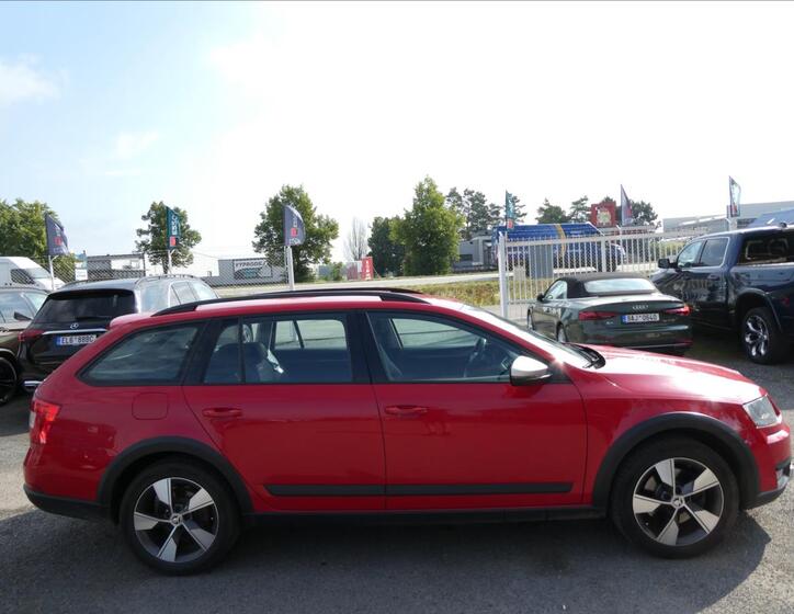 Škoda Octavia 12