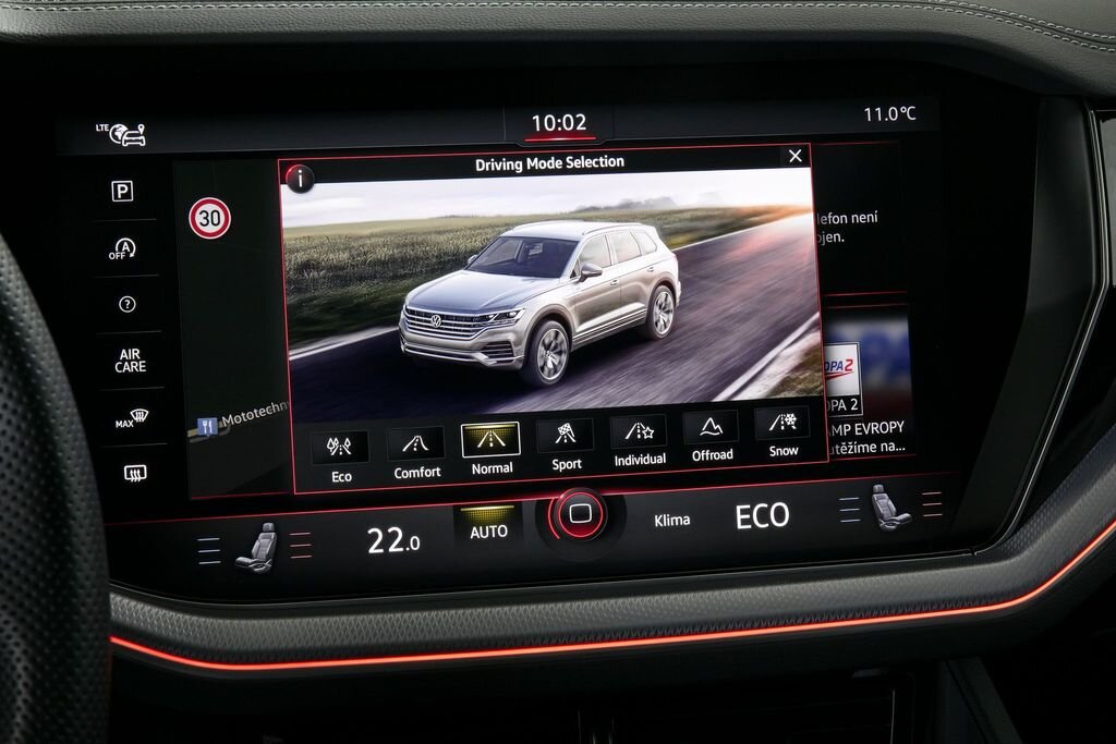 Volkswagen Touareg SUV / Terénní 3,0 l 210 kw