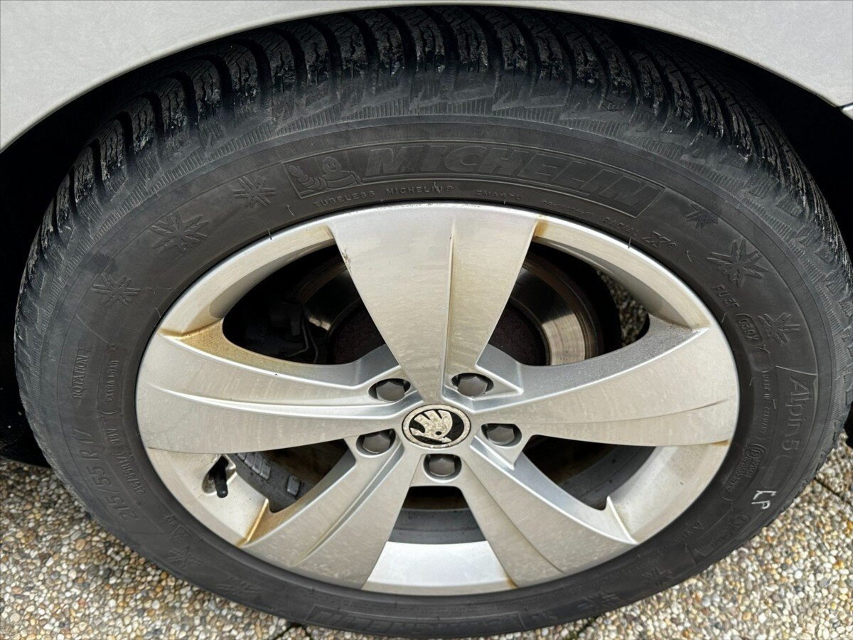 Škoda Superb Kombi 2,0 l 110 kw