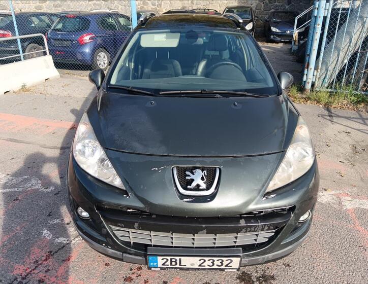 Peugeot 207 1