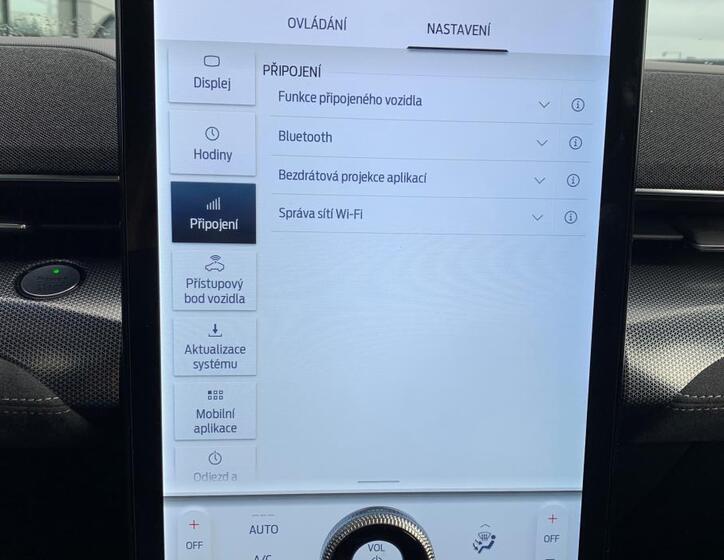 Ford Mustang Mach-E 29