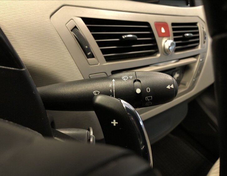 Citroën Grand C4 Picasso 17