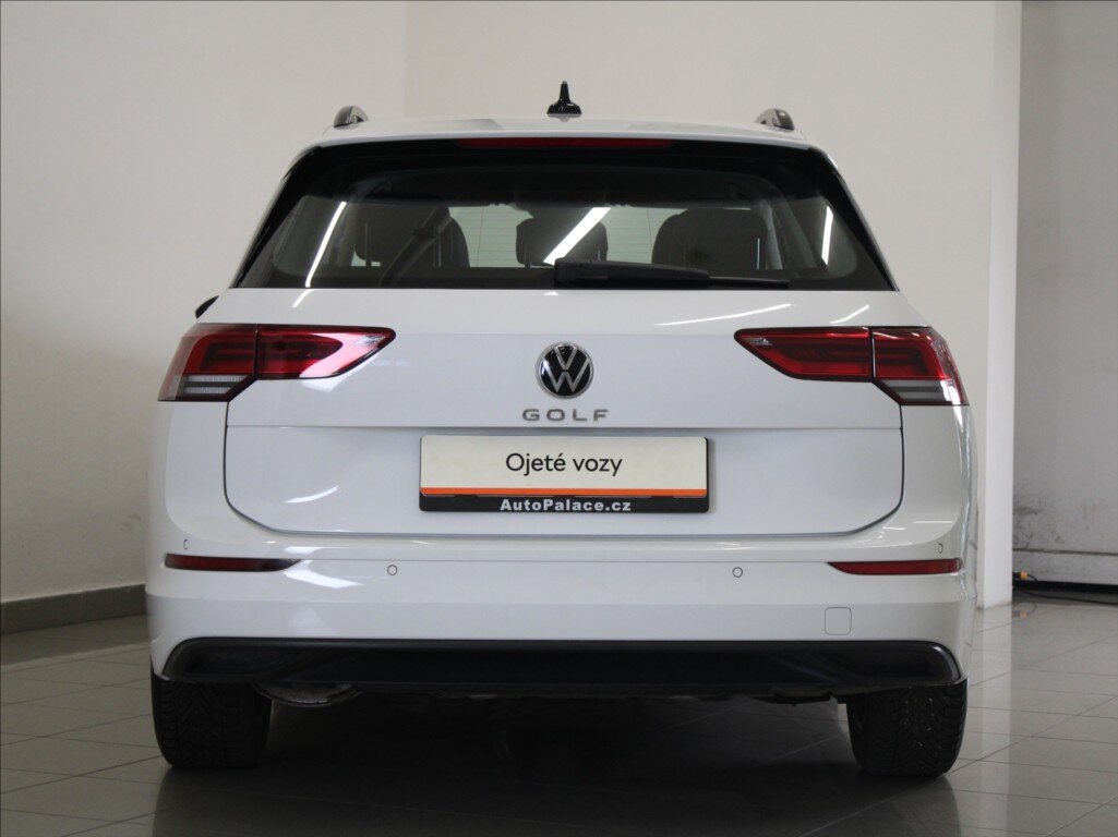 Volkswagen Golf Kombi 1,5 l 96 kw