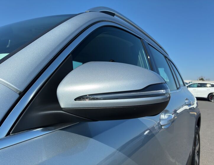 Mercedes-Benz GLB 23