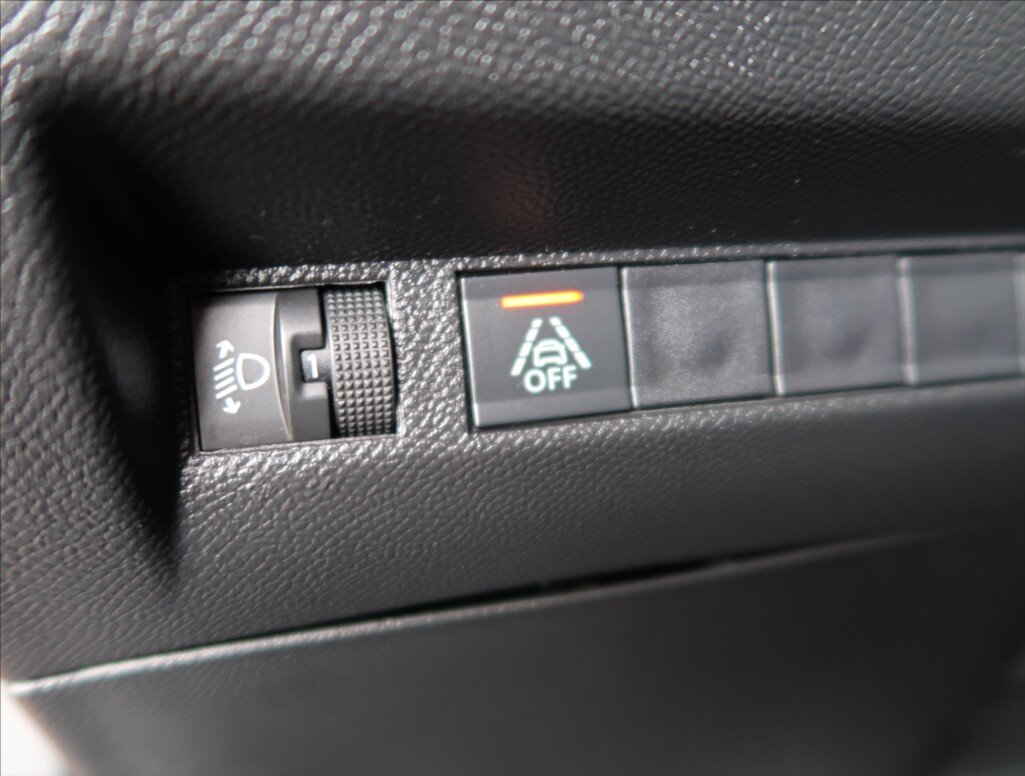 Peugeot 2008 Hatchback 1,2 l 96 kw