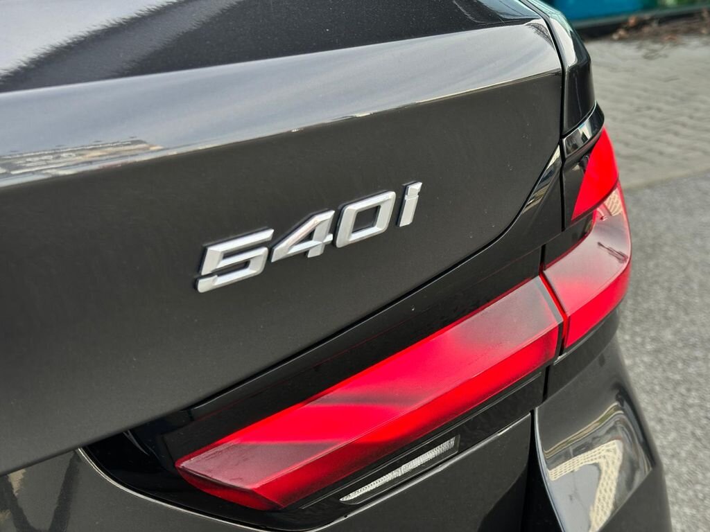 BMW Řada 5 Kombi 3,0 l 245 kw