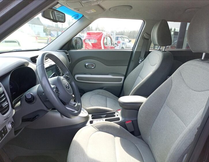 KIA Soul Hatchback 0,0 81 kw