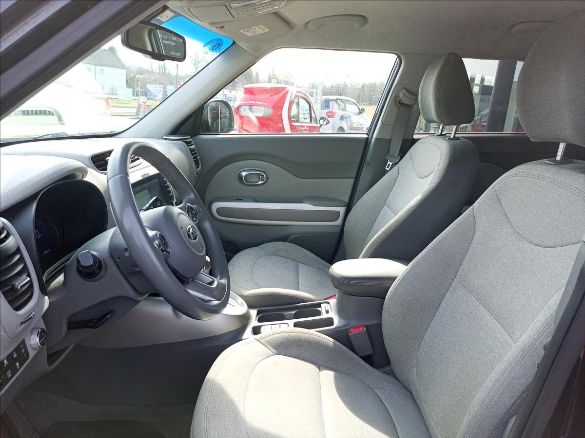 KIA Soul Hatchback 0,0 81 kw