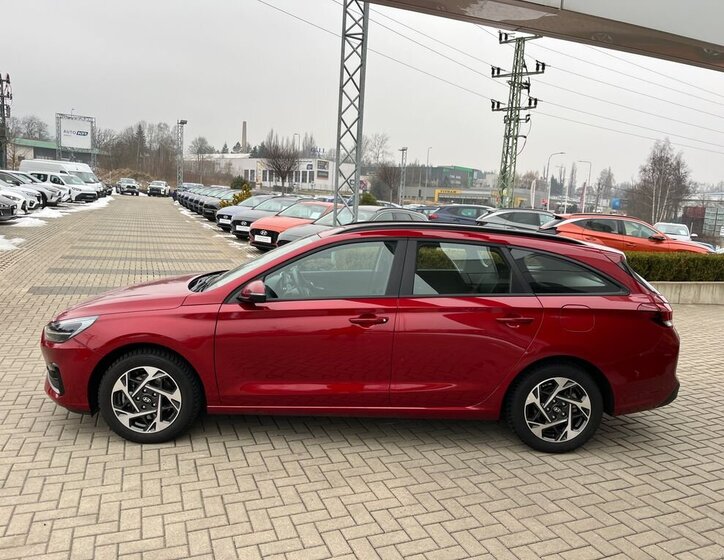 Hyundai i30 Kombi 1,5 l 70 kw