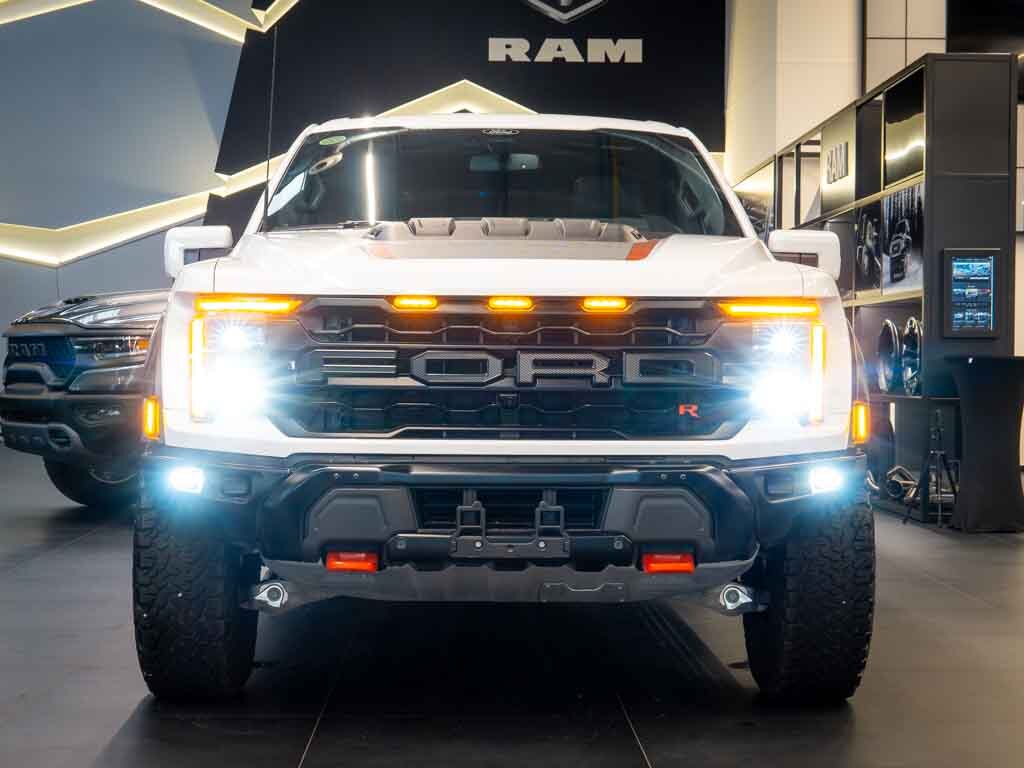 Ford F-150 Pick-up 5,2 l 536 kw