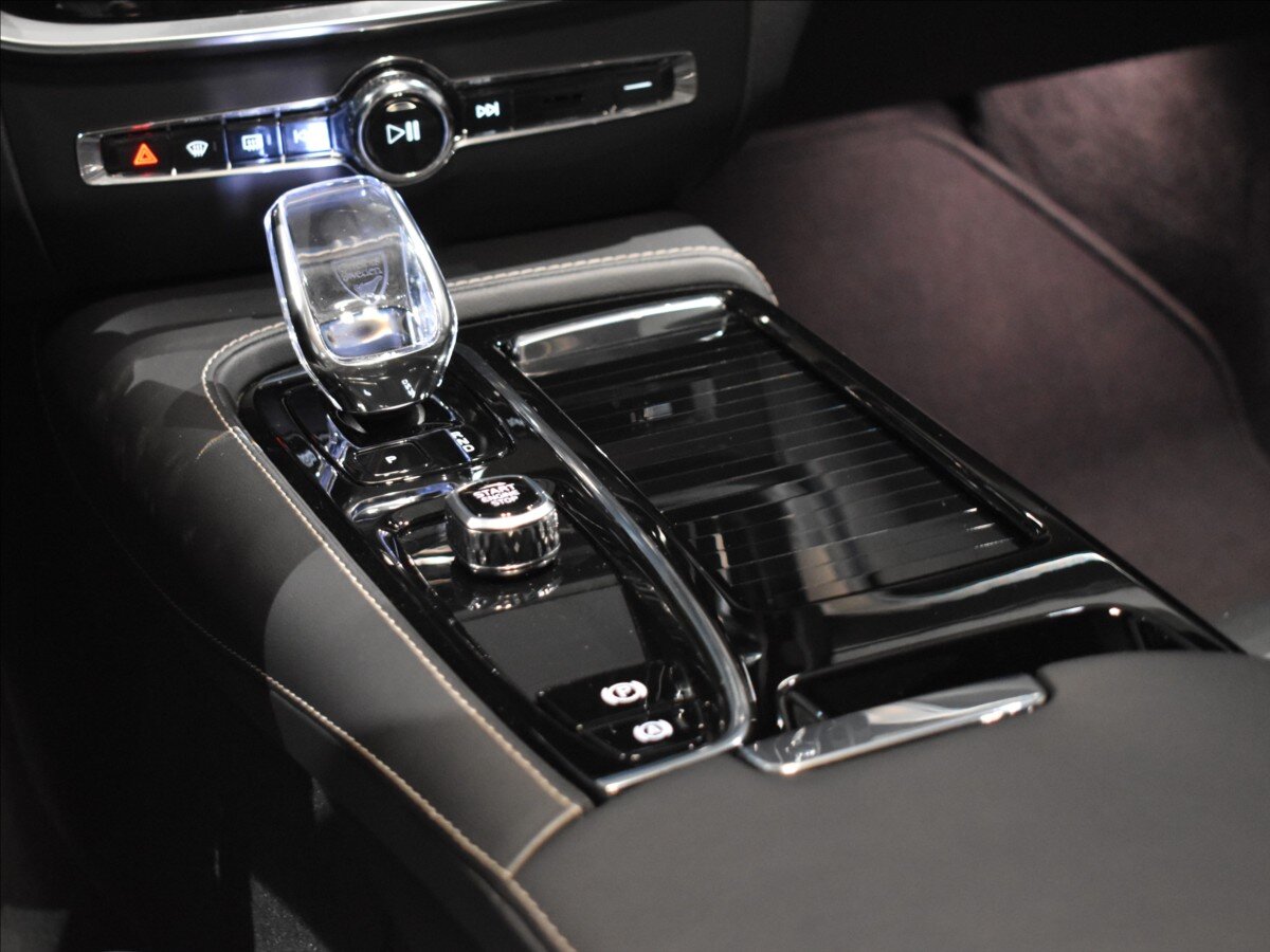 Volvo V60 Kombi 2,0 l 186 kw