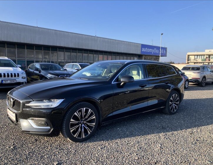 Volvo V60 Kombi 2,0 l 145 kw