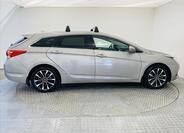 Hyundai i40 23