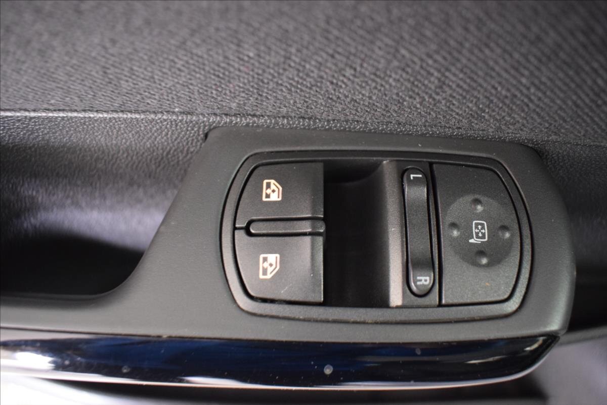 Opel Corsa Hatchback 1,2 l 59 kw