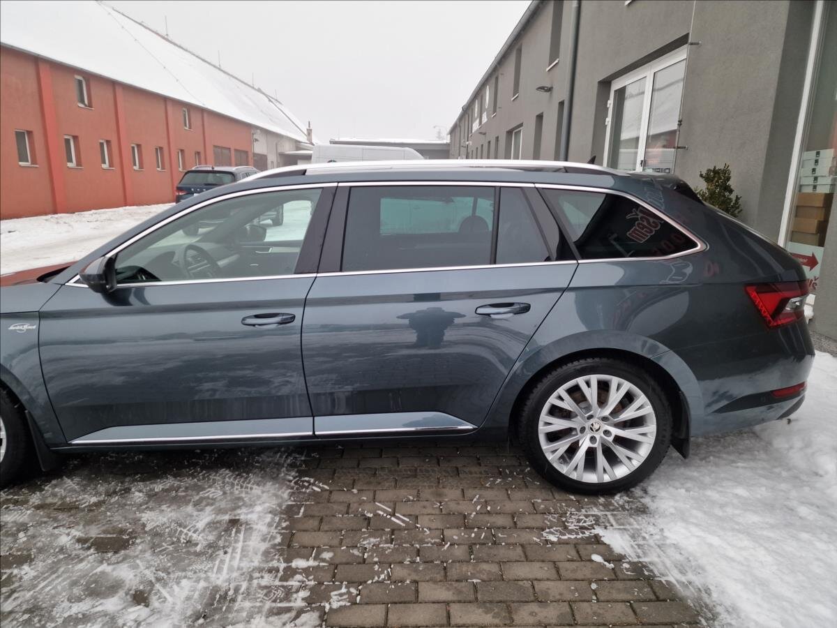 Škoda Superb Kombi 2,0 l 140 kw