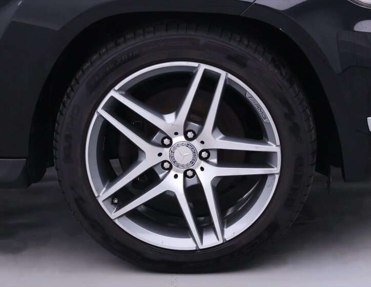 Mercedes-Benz GLK SUV / Terénní 3,0 l 195 kw