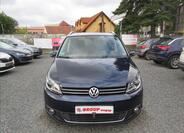 Volkswagen Touran 1