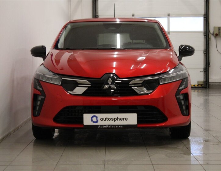 Mitsubishi Colt Hatchback 999,0 67 kw