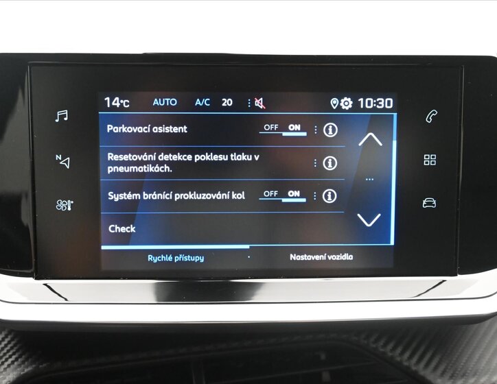 Peugeot 2008 SUV / Terénní 1,5 l 81 kw