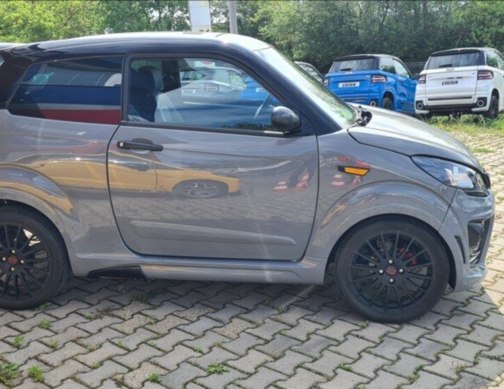 Ligier JS 50 L Hatchback 478,0 6 kw