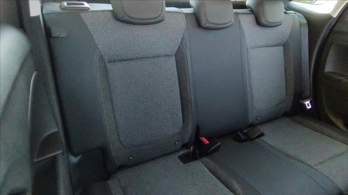 Opel Crossland CUV 1,2 l 96 kw