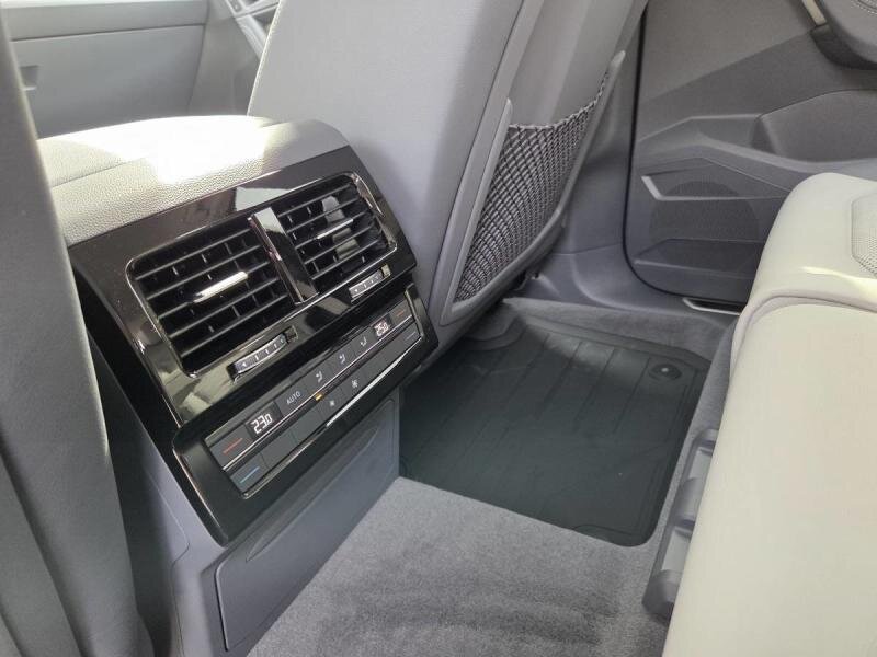 Volkswagen Touareg SUV 3,0 l 210 kw