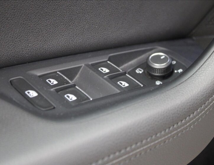 Volkswagen Passat Kombi 2,0 l 140 kw