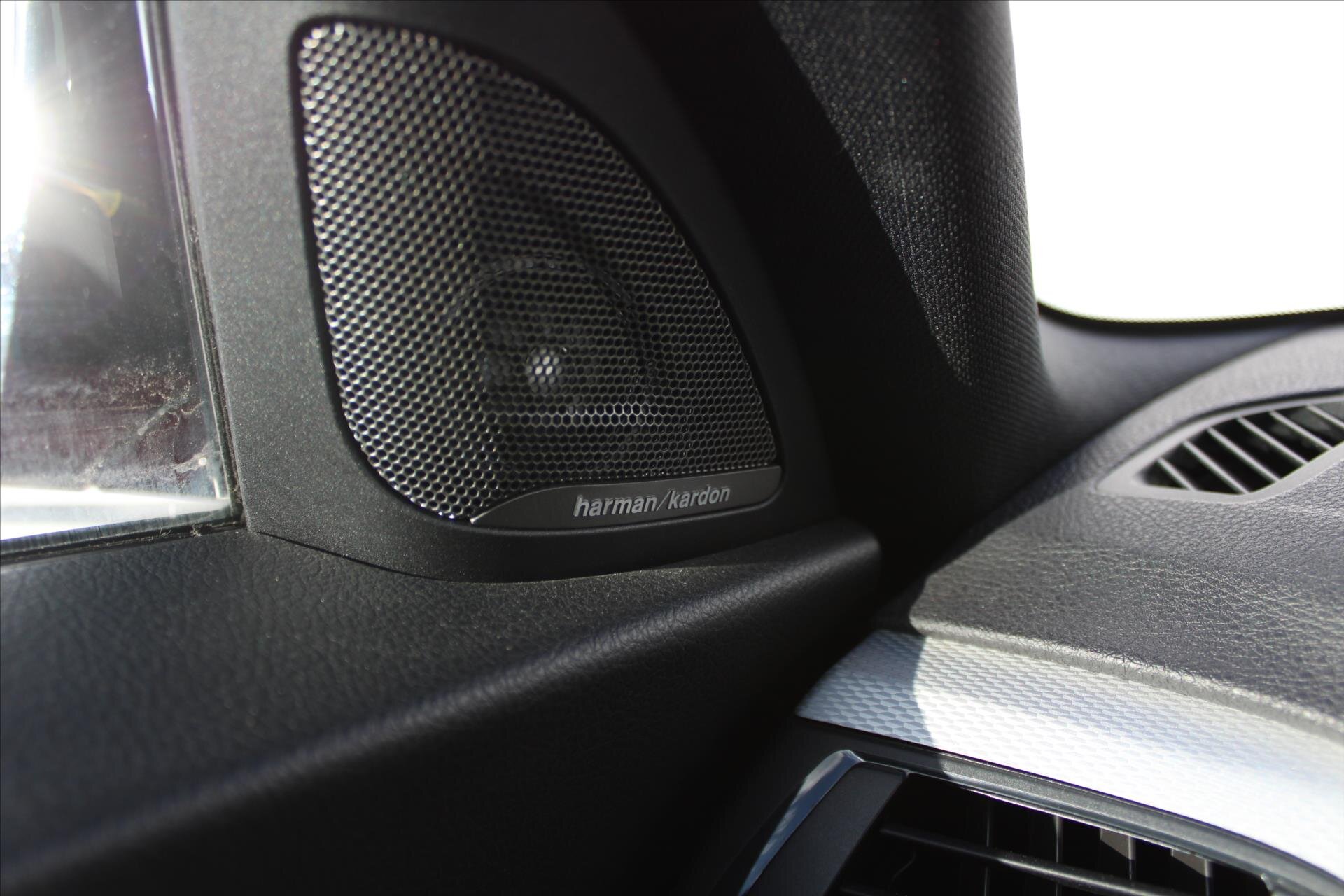 BMW Řada 2 Kupé 3,0 l 240 kw