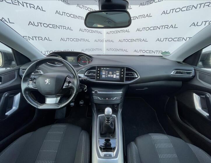 Peugeot 308 21