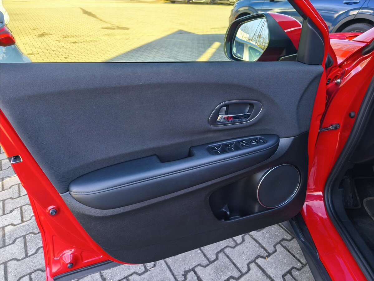 Honda HR-V SUV / Terénní 1,5 l 96 kw