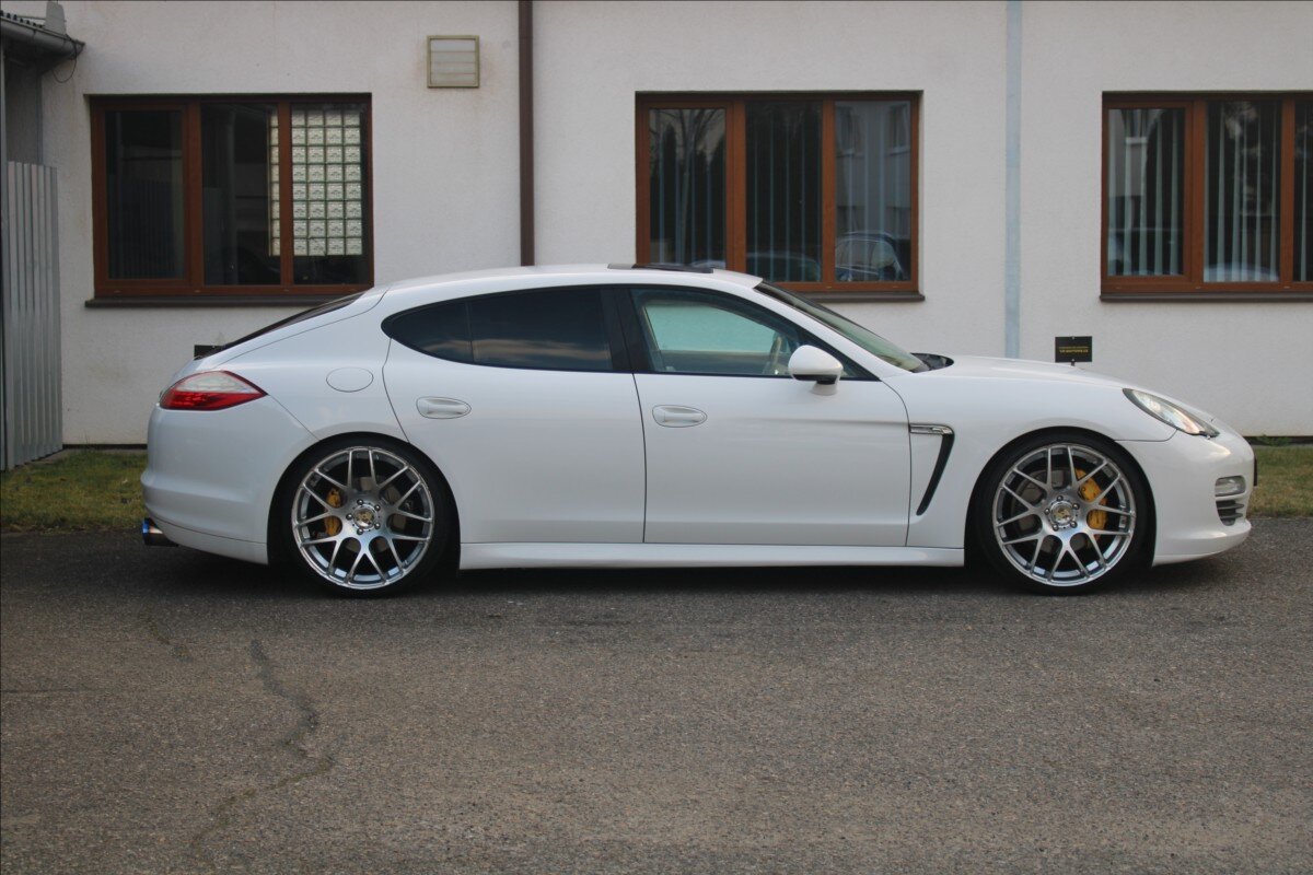 Porsche Panamera Hatchback 3,6 l 220 kw