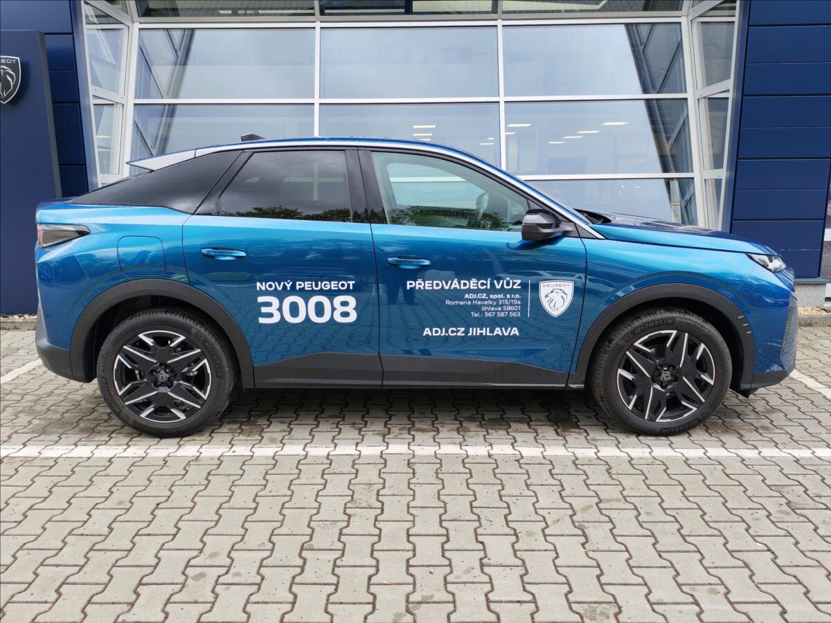 Peugeot 3008 SUV / Terénní 1,2 l 107 kw