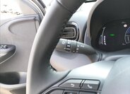 Toyota Yaris Cross CUV / Crossover 1,5 l 68 kw