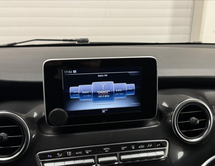 Mercedes-Benz Třídy V MPV 2,1 l 140 kw