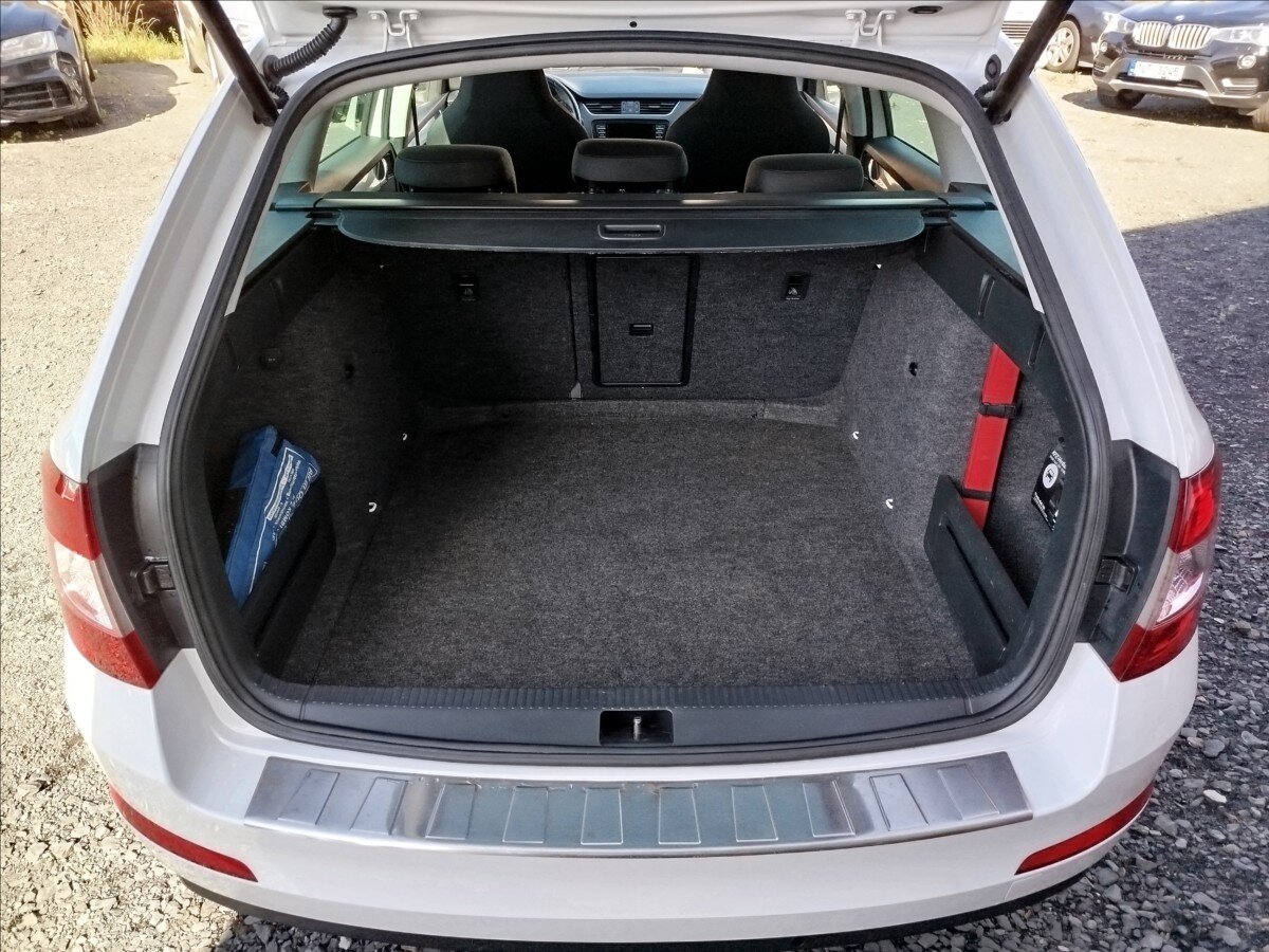 Škoda Octavia Kombi 2,0 l 110 kw