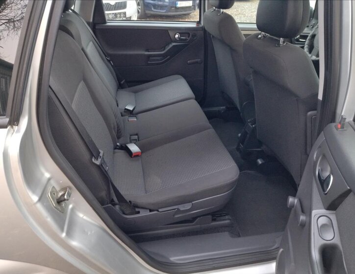 Opel Meriva MPV 1,4 l 66 kw