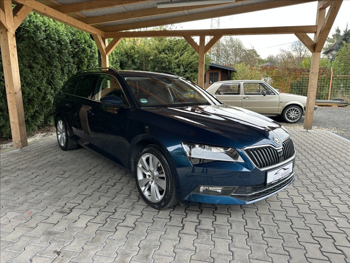 Škoda Superb