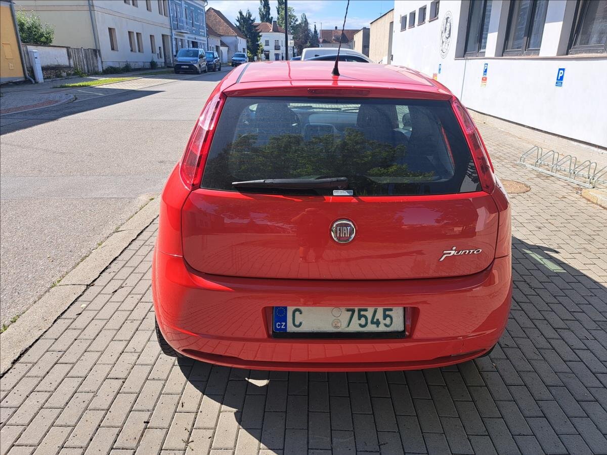 Fiat Grande Punto Kombi 1,2 l 51 kw