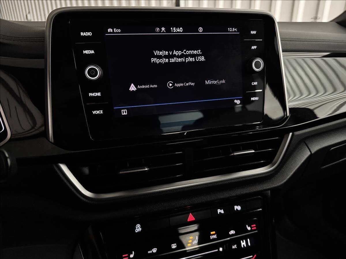 Volkswagen T-Roc SUV 2,0 l 140 kw