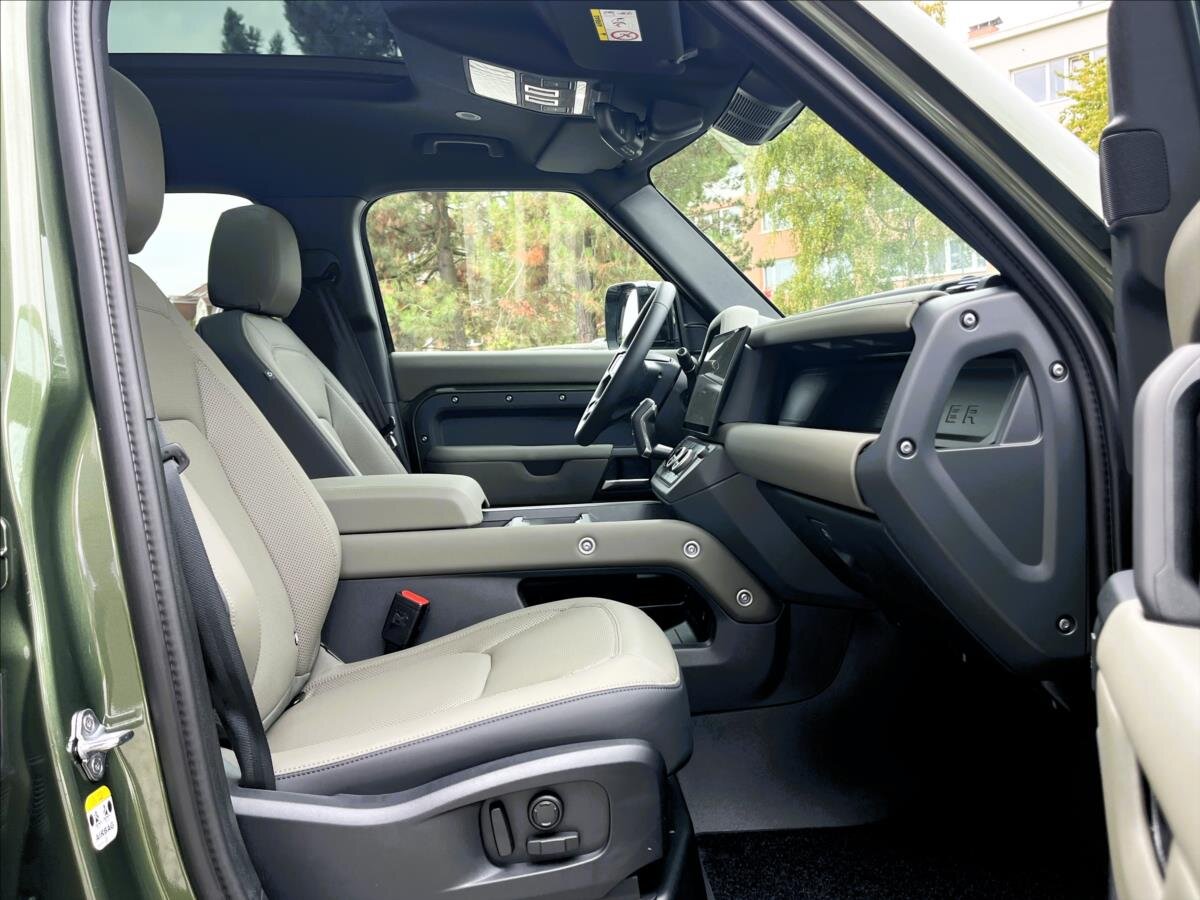 Land Rover Defender SUV / Terénní 5,0 l 313 kw