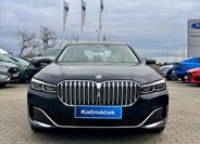 BMW Řada 7 8