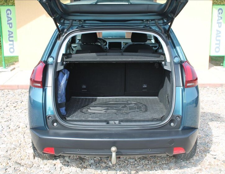 Peugeot 2008 SUV / Terénní 1,2 l 60 kw