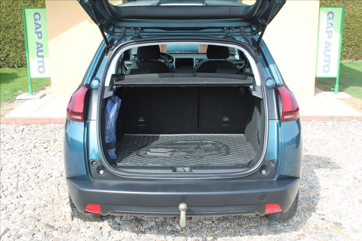 Peugeot 2008 SUV / Terénní 1,2 l 60 kw