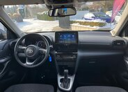 Toyota Yaris Cross 19